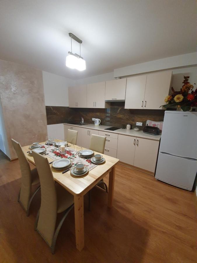 Mrowca Noclegi Pokoje Goscinne Gronkow Esterno foto